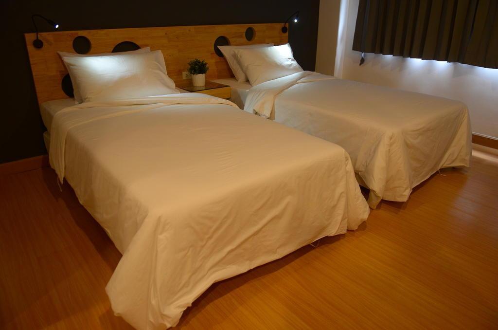 Mybed Ratchada Hotel Bangkok Exterior foto